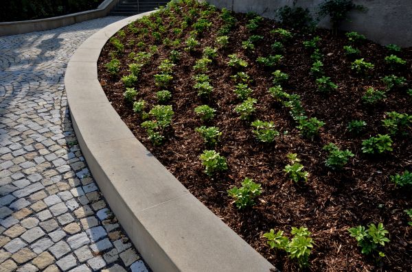 Commercial Mulching in Ponte Vedra Beach